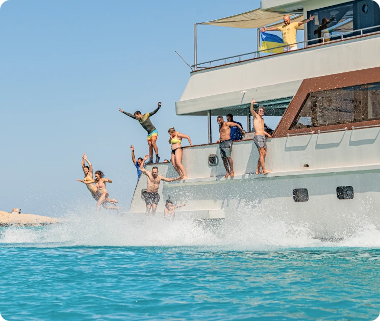 Greece Jumping from Yaht